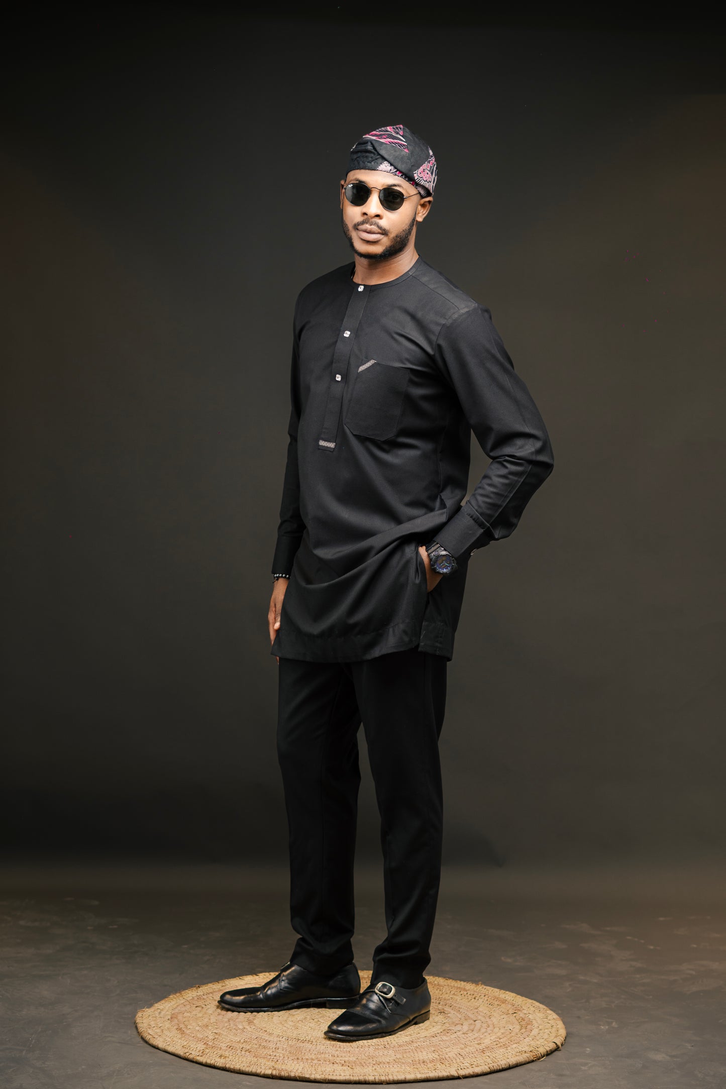 KNF BLACK KAFTAN 02